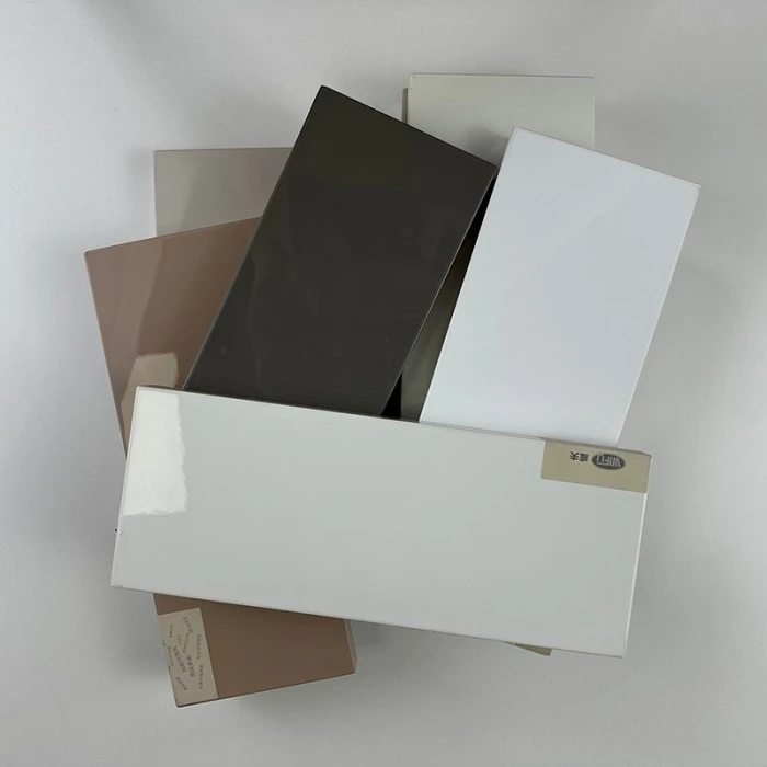 Pintu Kabinet Akrilik