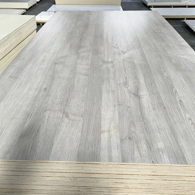Papan Melamin Putih